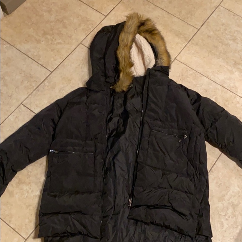 Down coat with fur hood